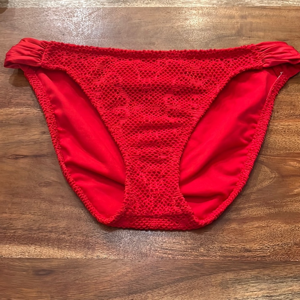 Red bikini bottoms w/crochet overlay 5/$20 - Picture 1 of 3